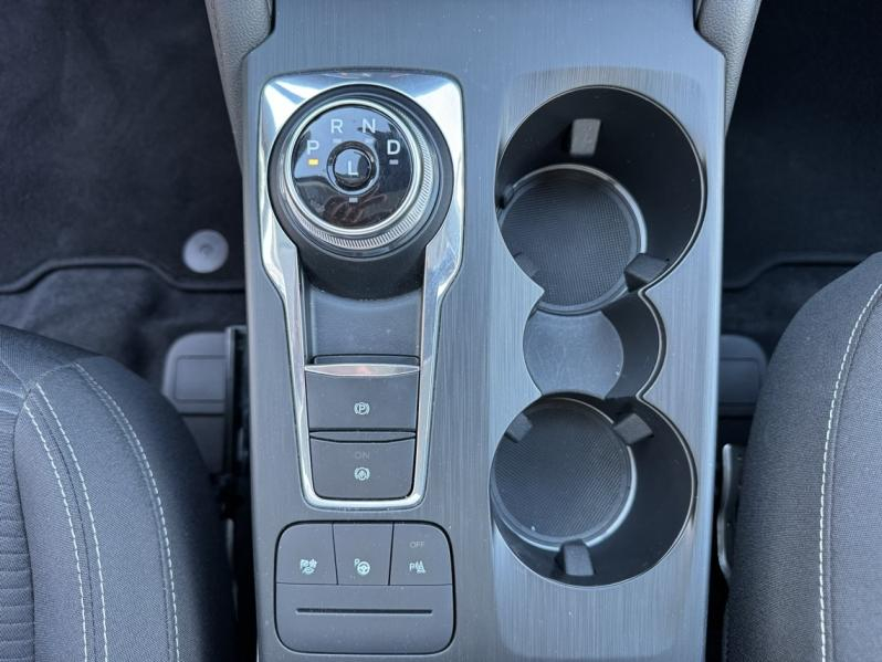 FORD Kuga d’occasion à vendre à NARBONNE chez SAVVIC AUTO (Photo 15)