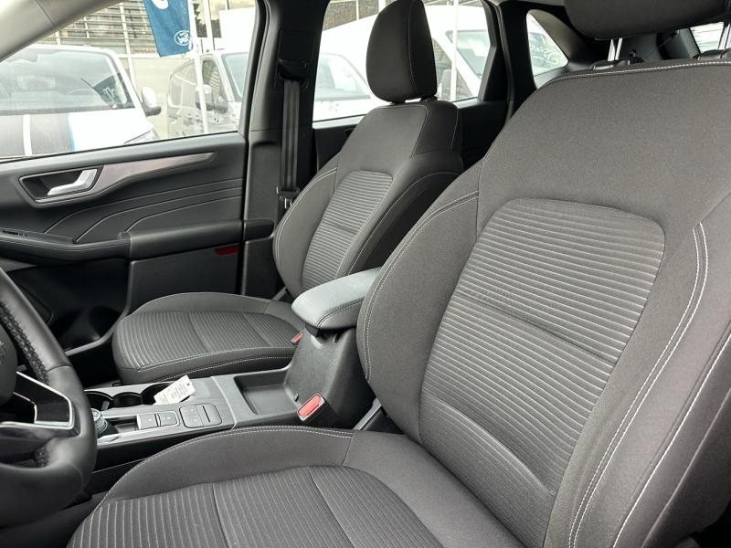 FORD Kuga d’occasion à vendre à NARBONNE chez SAVVIC AUTO (Photo 4)