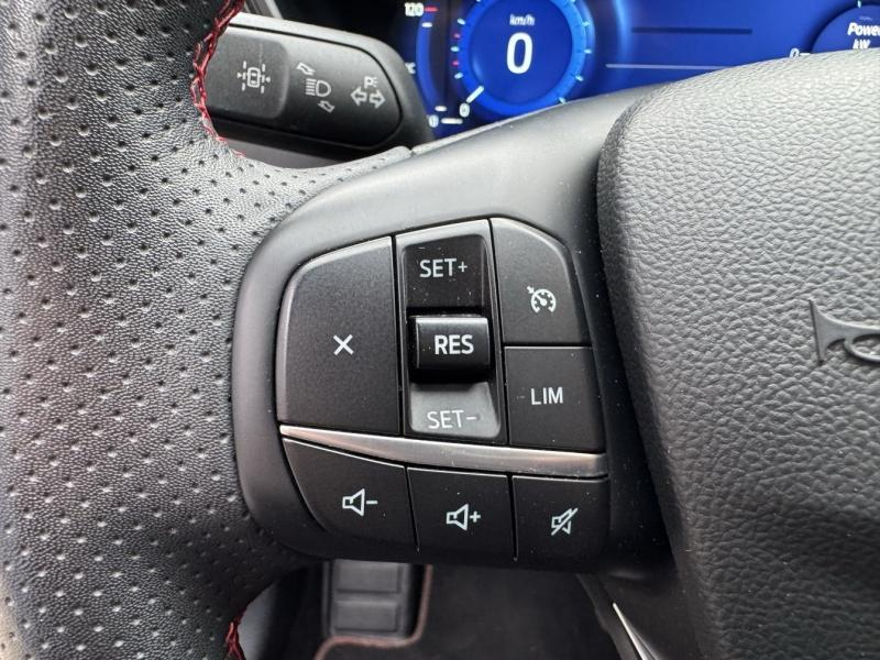 FORD Kuga d’occasion à vendre à NARBONNE chez SAVVIC AUTO (Photo 15)