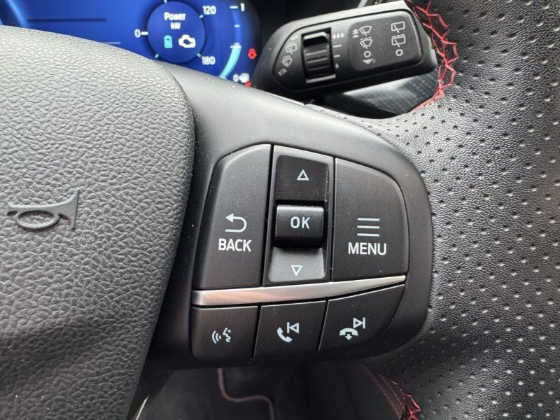 FORD Kuga d’occasion à vendre à NARBONNE chez SAVVIC AUTO (Photo 16)