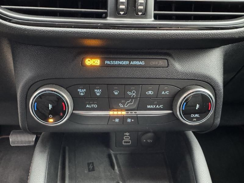 FORD Kuga d’occasion à vendre à NARBONNE chez SAVVIC AUTO (Photo 20)