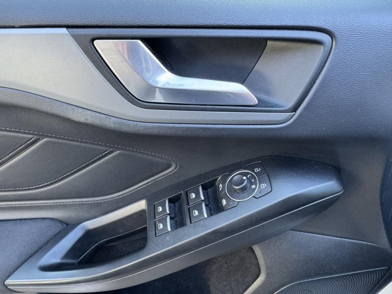 FORD Focus d’occasion à vendre à NARBONNE chez SAVVIC AUTO (Photo 16)