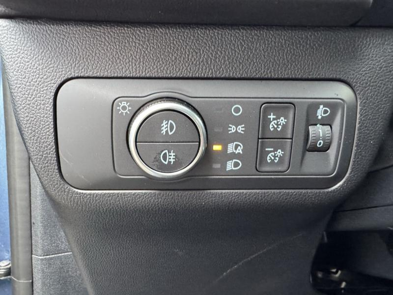 FORD Kuga d’occasion à vendre à NARBONNE chez SAVVIC AUTO (Photo 16)