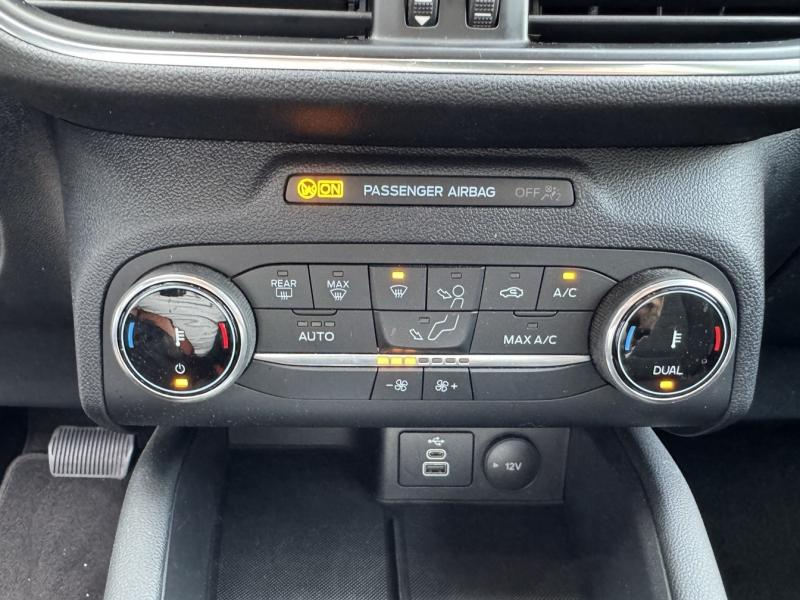 FORD Kuga d’occasion à vendre à NARBONNE chez SAVVIC AUTO (Photo 18)