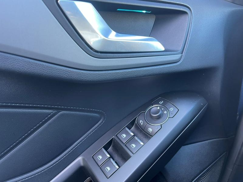 FORD Focus d’occasion à vendre à NARBONNE chez SAVVIC AUTO (Photo 11)