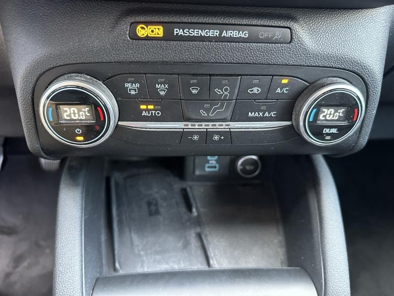 FORD Kuga d’occasion à vendre à NARBONNE chez SAVVIC AUTO (Photo 16)