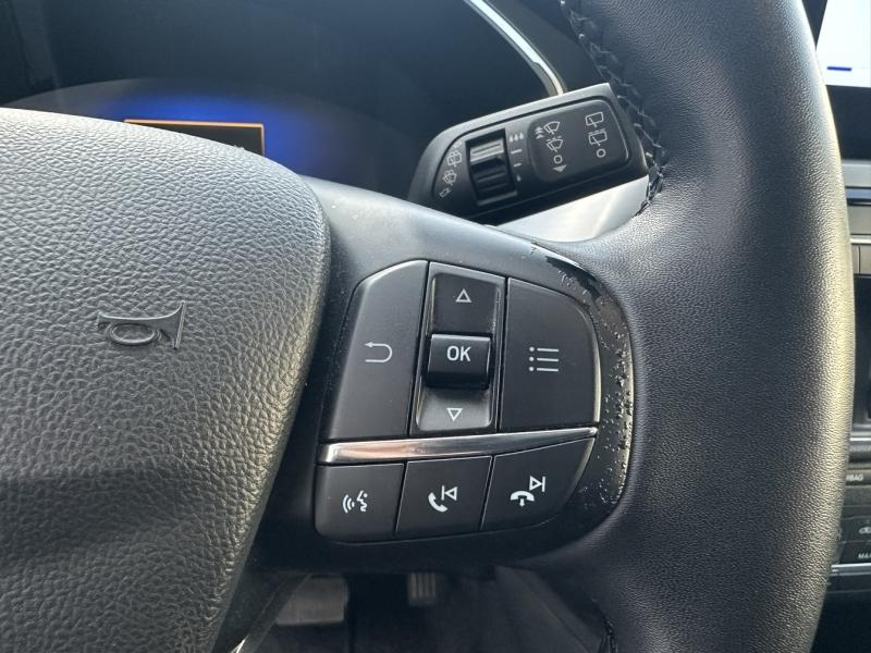 FORD Kuga d’occasion à vendre à NARBONNE chez SAVVIC AUTO (Photo 19)