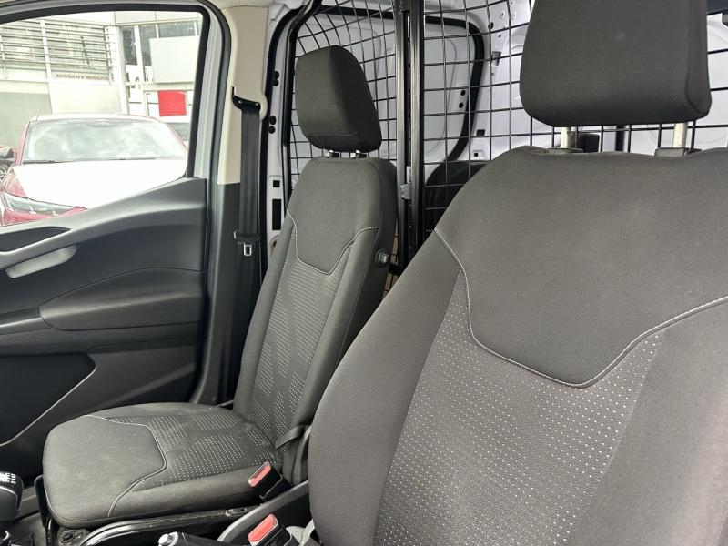 FORD Transit Courier VUL d’occasion à vendre à NARBONNE chez SAVVIC AUTO (Photo 11)