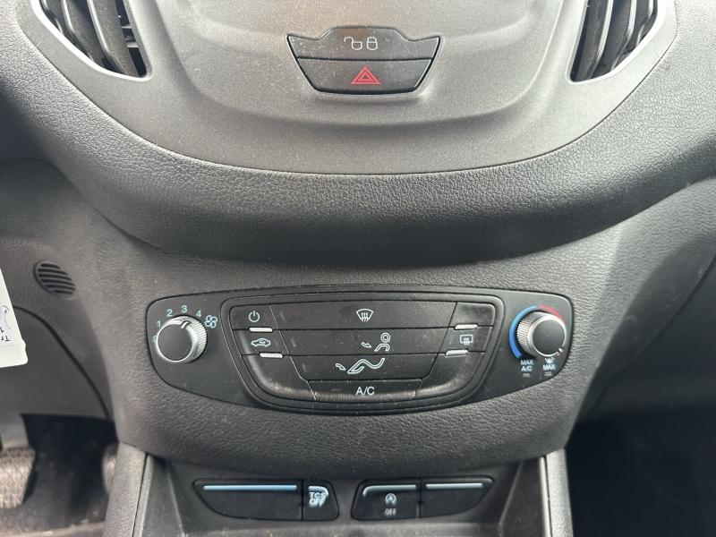 FORD Transit Courier VUL d’occasion à vendre à NARBONNE chez SAVVIC AUTO (Photo 20)