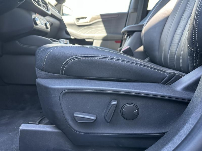 FORD Kuga d’occasion à vendre à NARBONNE chez SAVVIC AUTO (Photo 12)