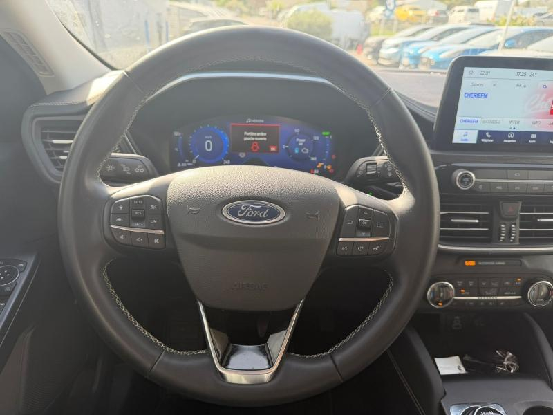FORD Kuga d’occasion à vendre à NARBONNE chez SAVVIC AUTO (Photo 15)
